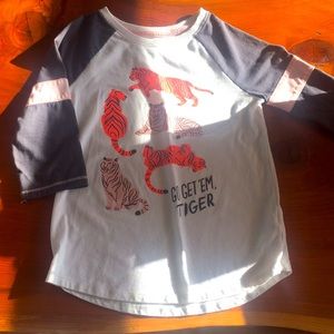 Girls super cute shirt